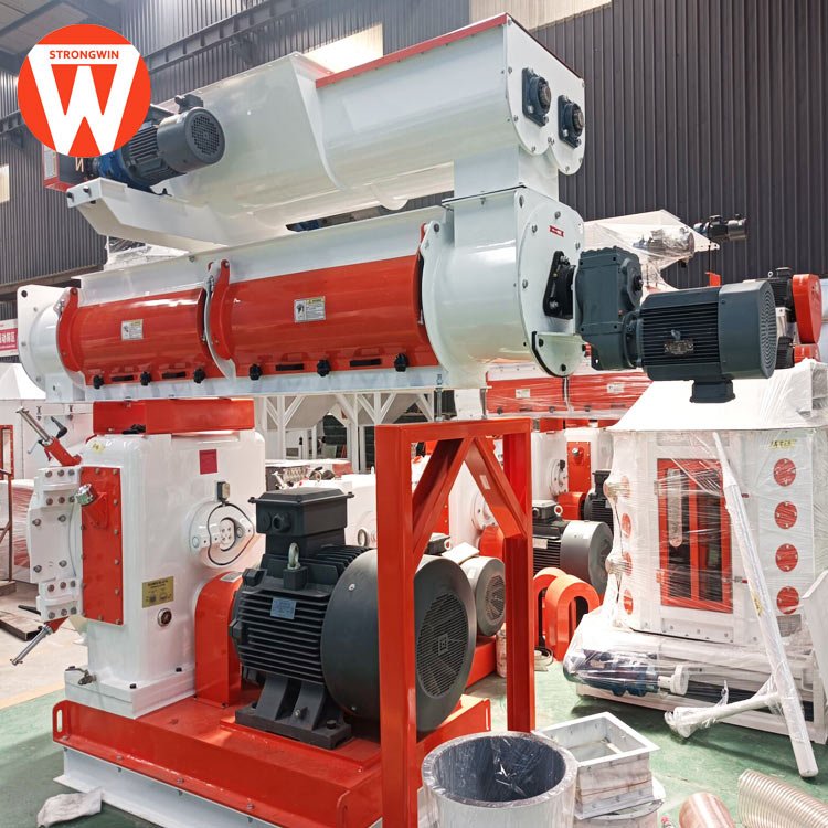 Stable working automatic animal feed pelletizer machine horse feed pellet making machine for livestock feed