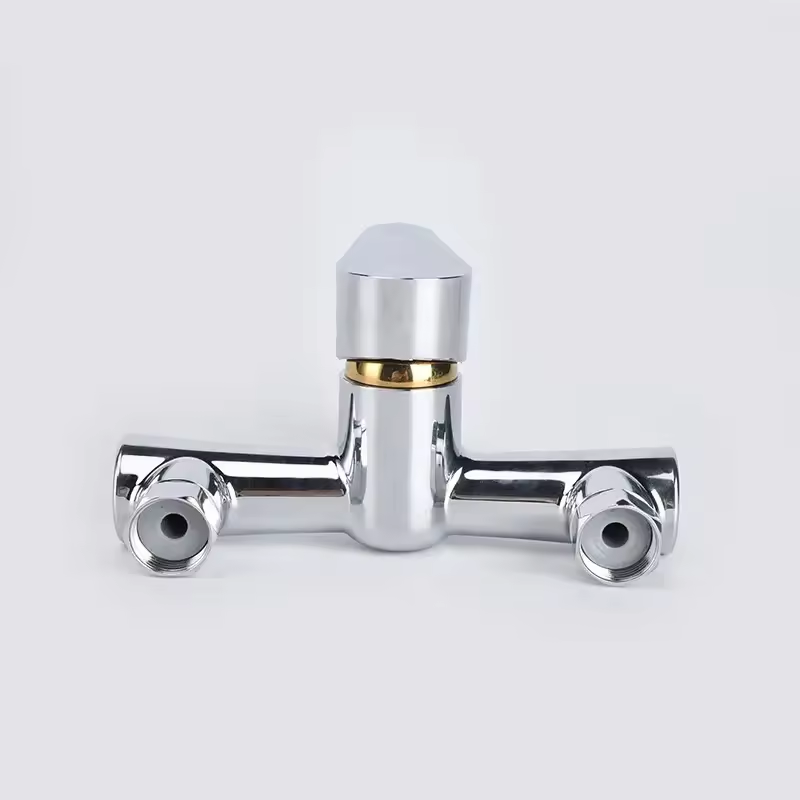 Single-Handle Chrome Bathtub Shower Faucet Set with Rain & Soft Spray Ceramic Valve Core for Hotels
