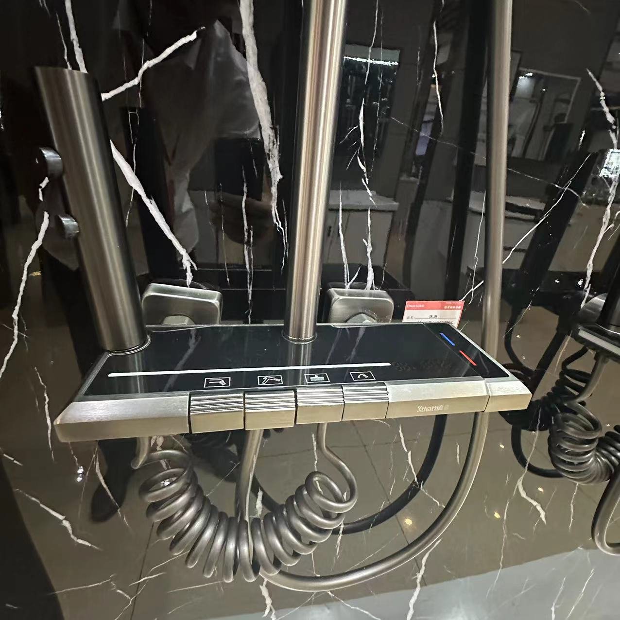 Hotel Household Refined Copper Digital Display round Shower Pressurized Shower with Rain Spray and Ceramic Valve Core