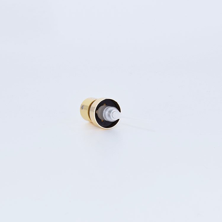 Spray valve for perfume or good liquid