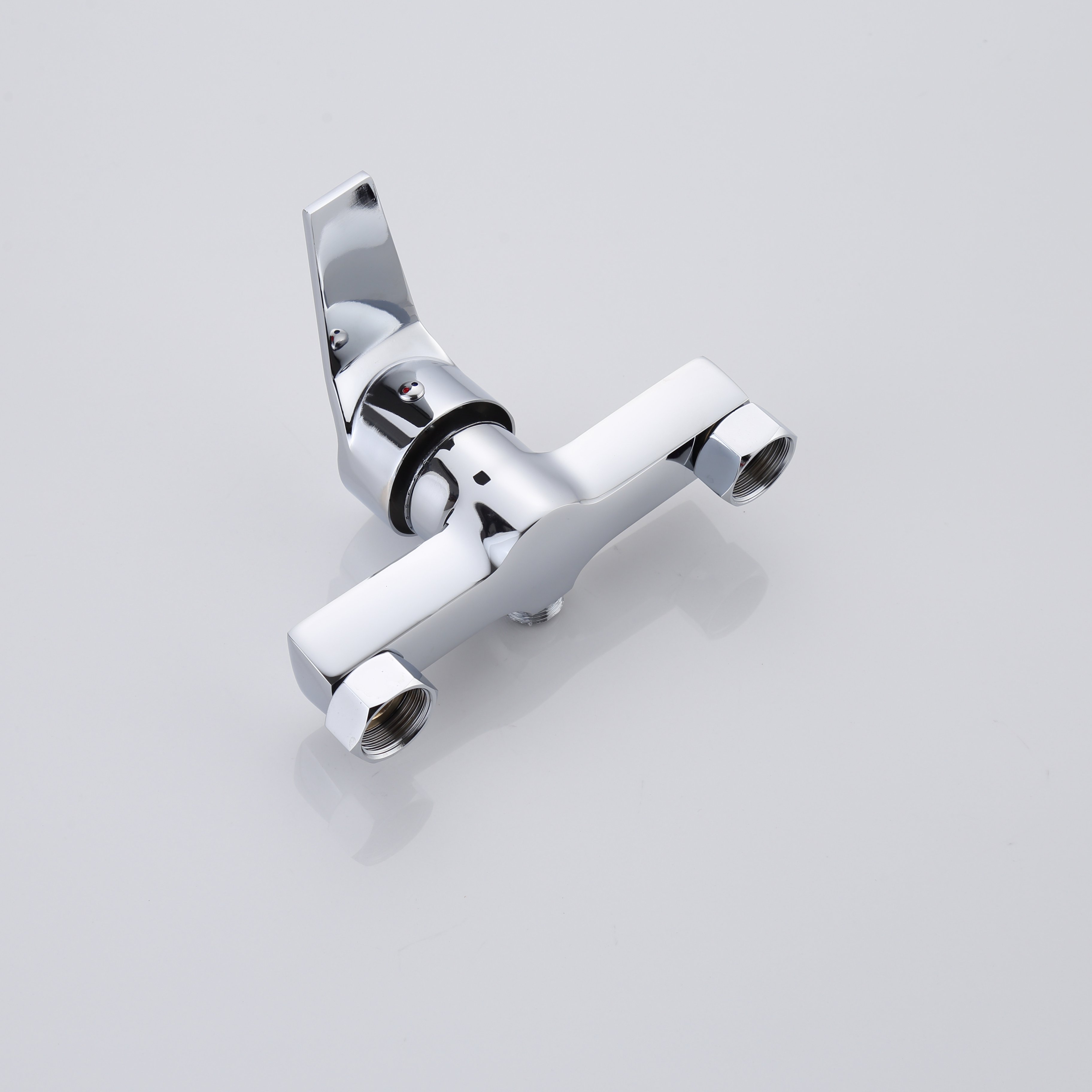 Wholesale Copper Body Bathroom Bathtub Faucet Hot Cold Shower Rain Spray Pattern Chrome Surface Finishing Ceramic Valve Core
