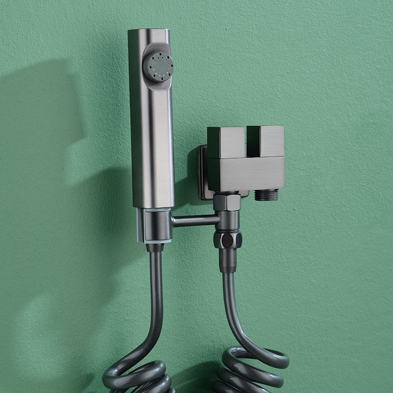 Wall Mounted Toliet Bidet Faucet Spray Black and Chrome Toilet Bidet Spray Gun Brass Double Outlet Angle Valve Bidet Sprayer