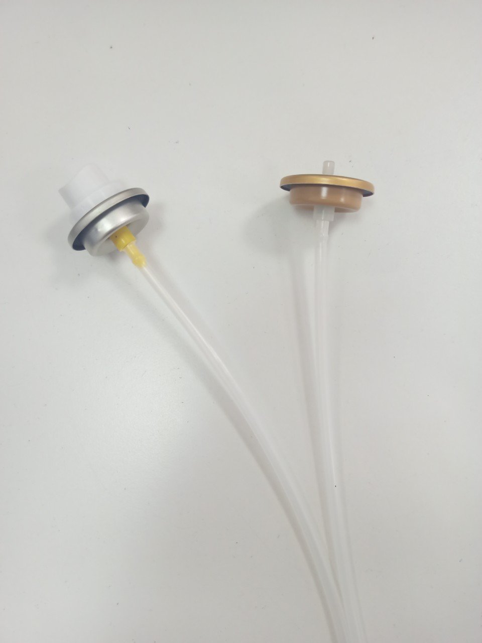 Best Price Best quality for Non Color valves for Aerosol tin Spray can with diameter 65mm and 52mm Supplying from Vietnam
