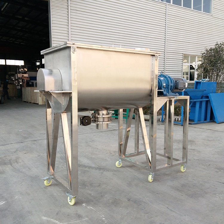 Small industrial spices mixer ribbon herb mixer machine 8kg 20kg 100kg 300kg double paddle spice powder mixer with liquid spray