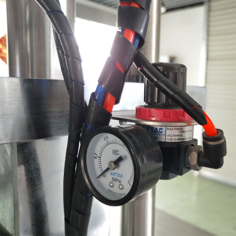 Factory Custom Binary Aerosol Filling Machine Bag On Valve Deodorant Spray Semi-automatic Aerosol Can Filling Machine