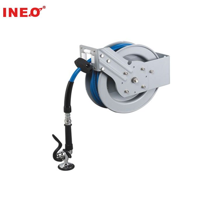 Automatic Retractable Open Hose Reel With Spray Valve
