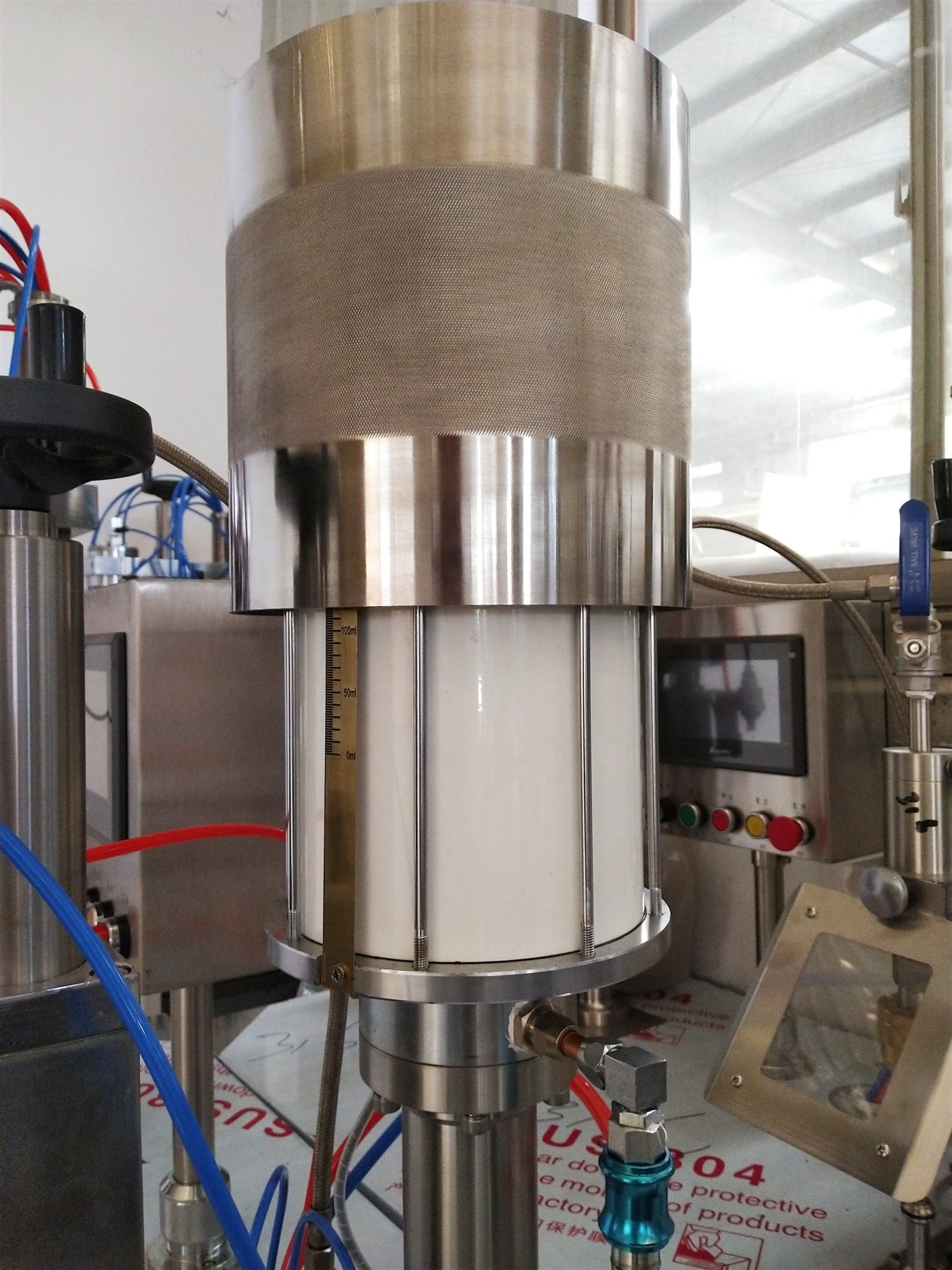 Semi Automatic Spray Paint Cans Sunscreen Spray Cosmetic Aerosol Filling Machine for Production Packing