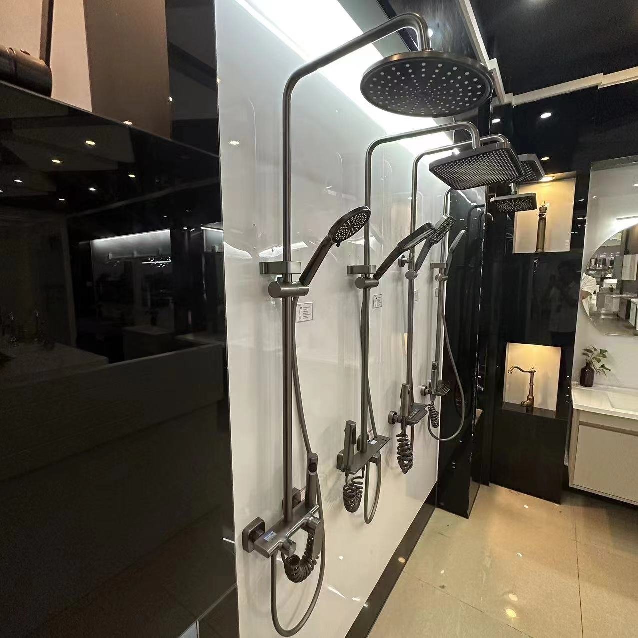 Rain Spray Bathroom Mixer Set Ceramic Valve Bathtub Apartment Use shower filter Wall-Mounted Brass Shower Faucets
