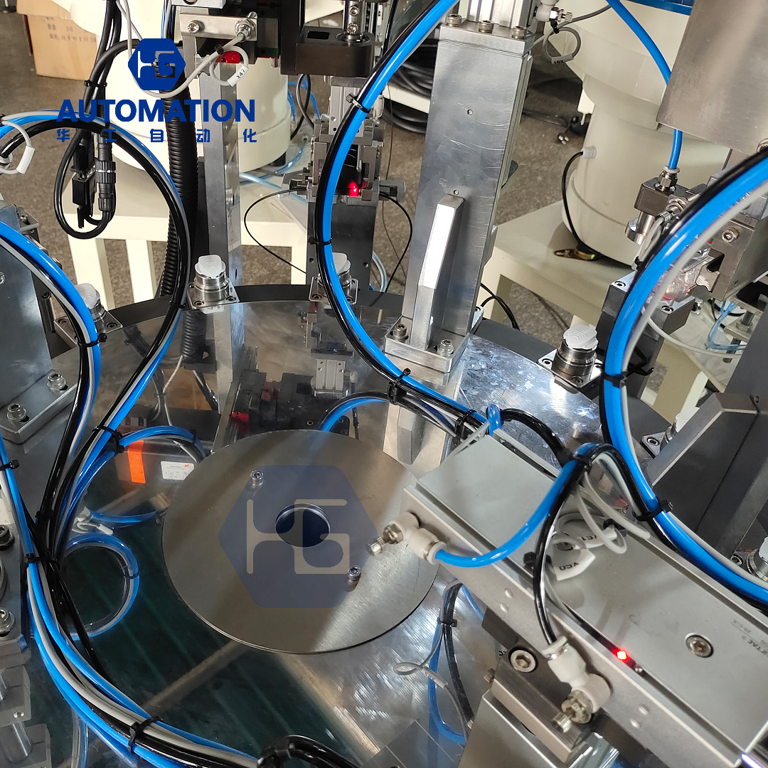 Air spray nozzle four-piece installed machine