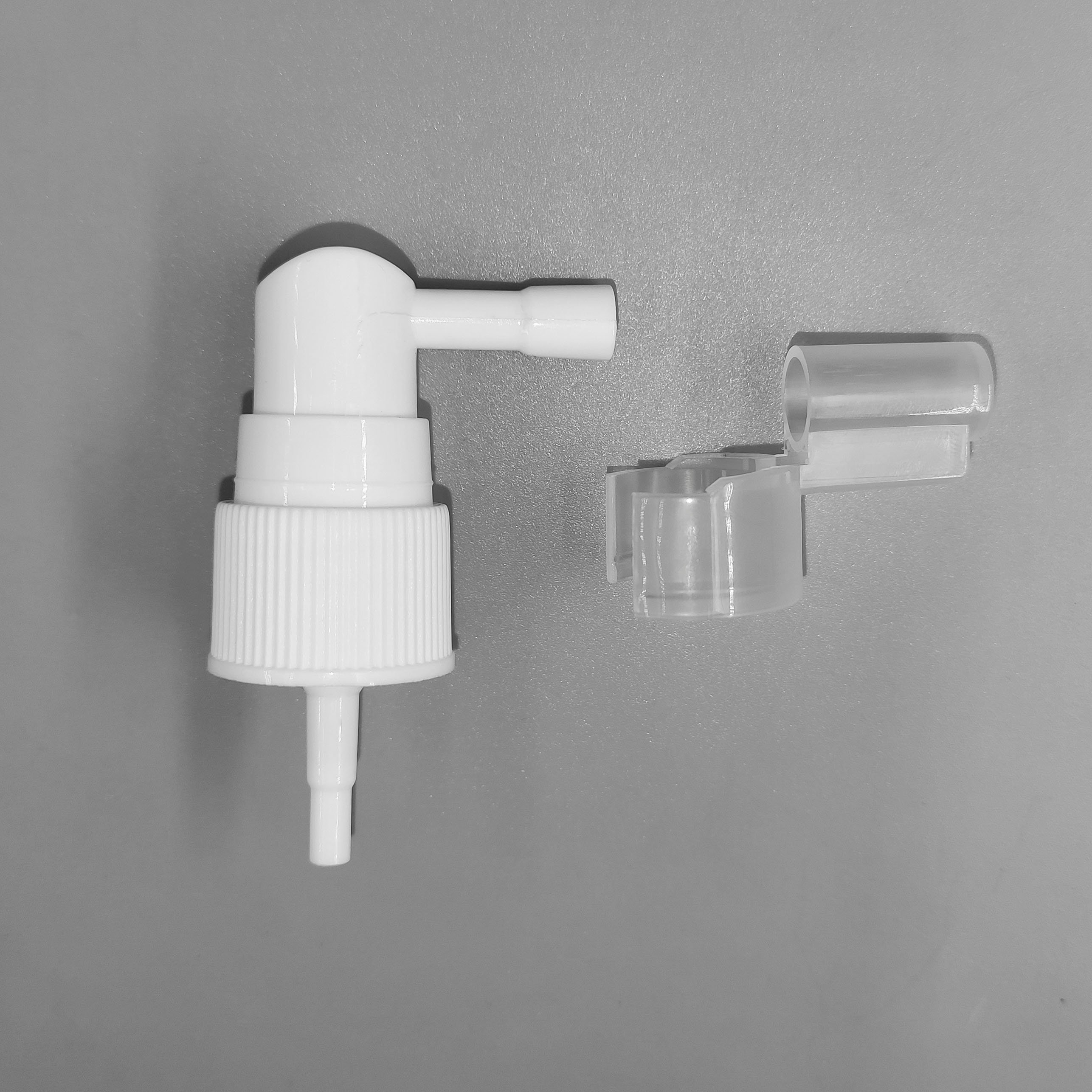 Custom 20/410 20mm White Plastic spray Nozzles China Safe Short Mouth Nasal spray Pump With Cap Mist spray Suppliers