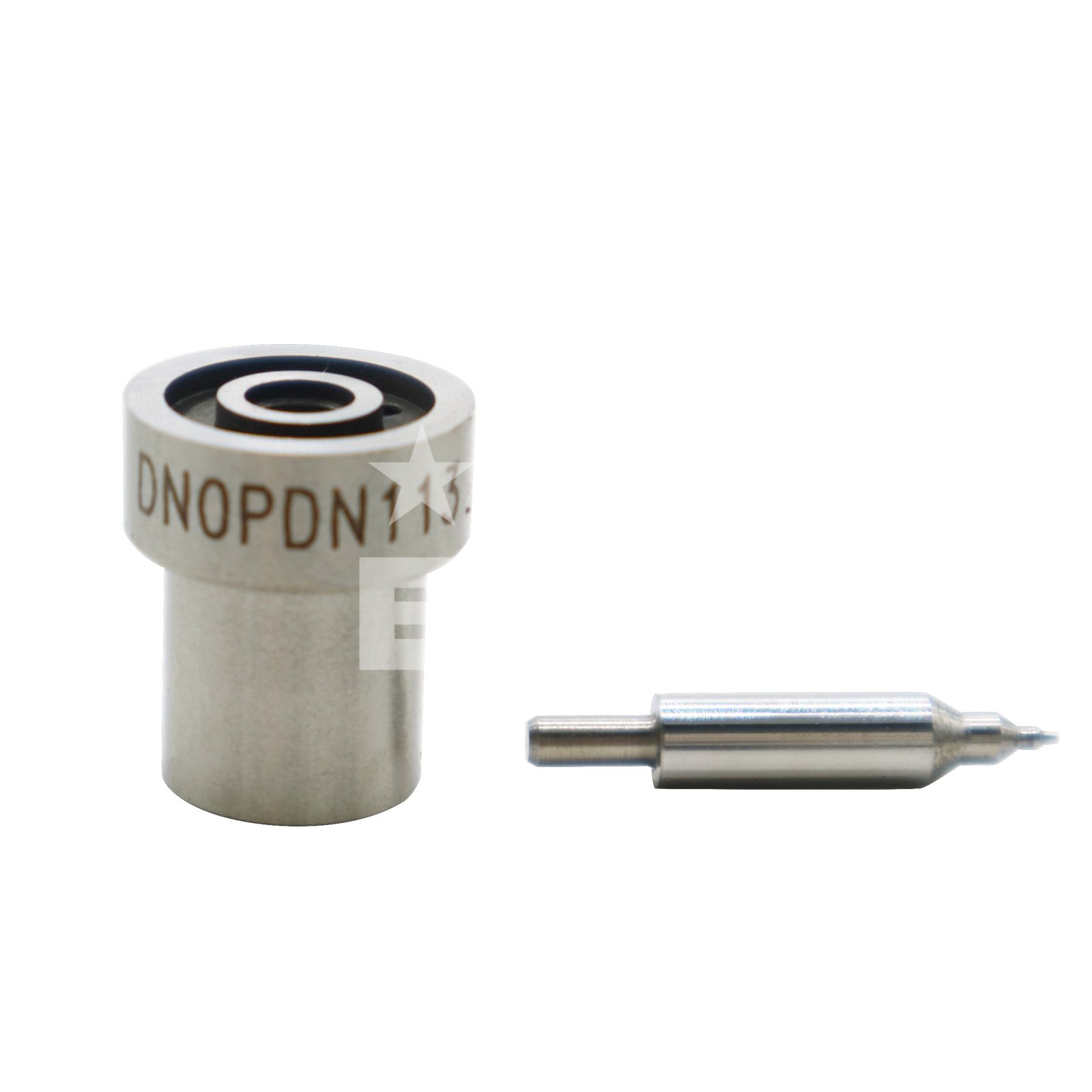 High Quality Diesel Engine Parts Fuel Injector Nozzle 105007-1130 093400-6340 DN0PDN113 For Nissan TD23 TD27 TD42