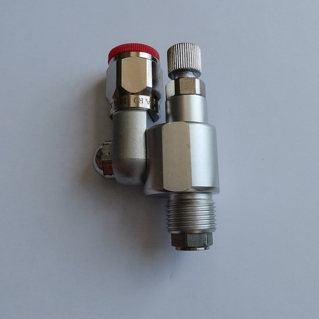 Clean Shot Shut-off Valve Clean Shot Anti-Spitting Valve- for 7/8-Inch Threads Size Airless Paint Spray Guns