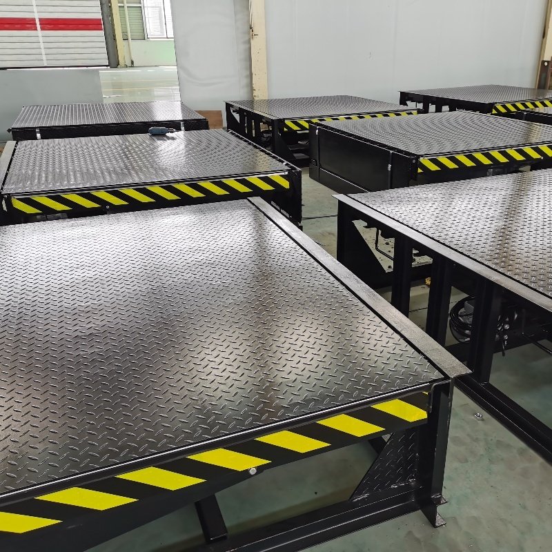 Wholesale 6-20Ton Hydraulic Dock Leveler For Loading Unloading Cargo Container Warehouse Use