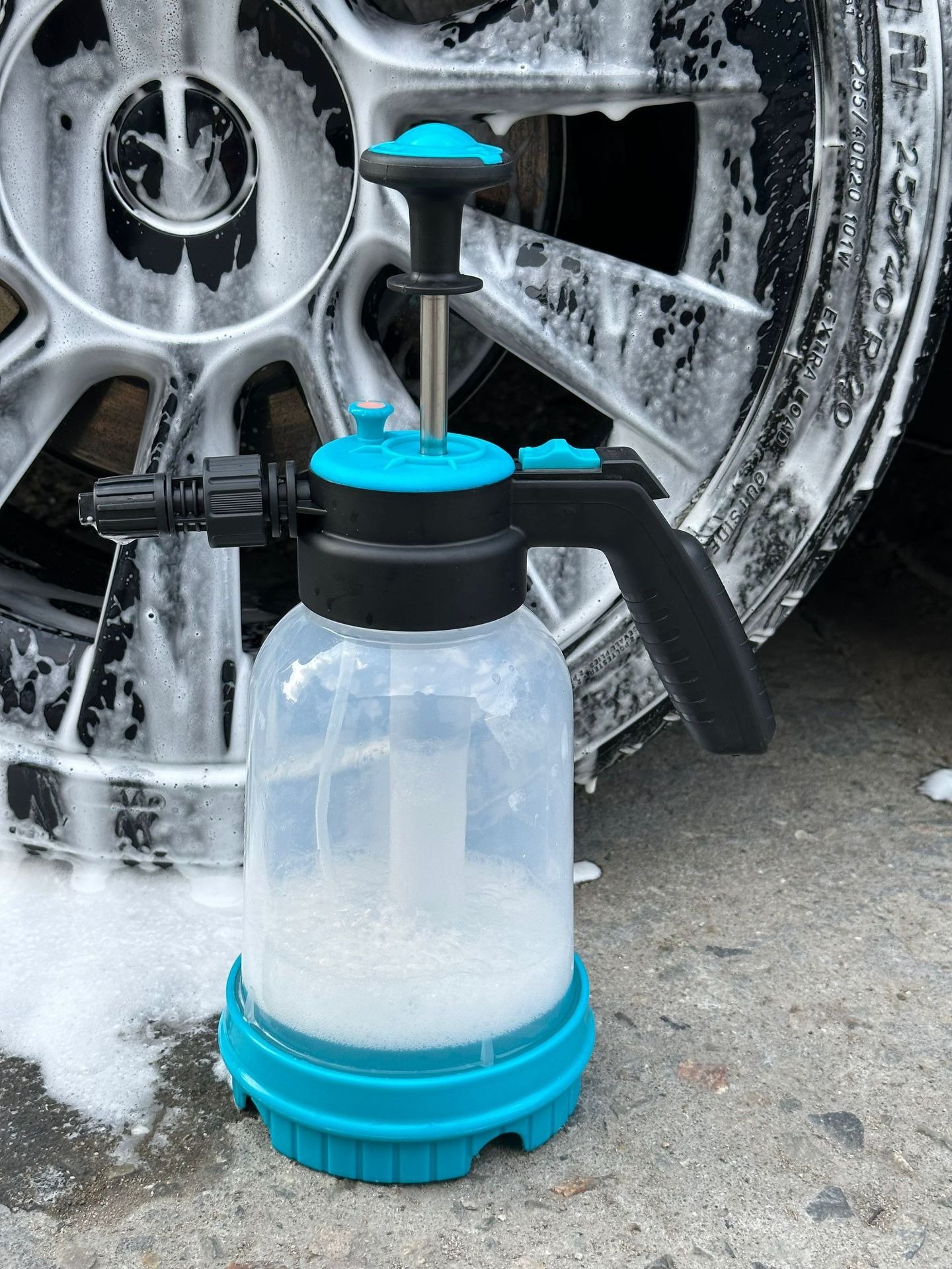 2L Cleaning Glass Special Spray Bottle Fan-shaped Acid And Alkali Foam Spray Bottle Gas Pressure Car Wash Foam Spray Bottle