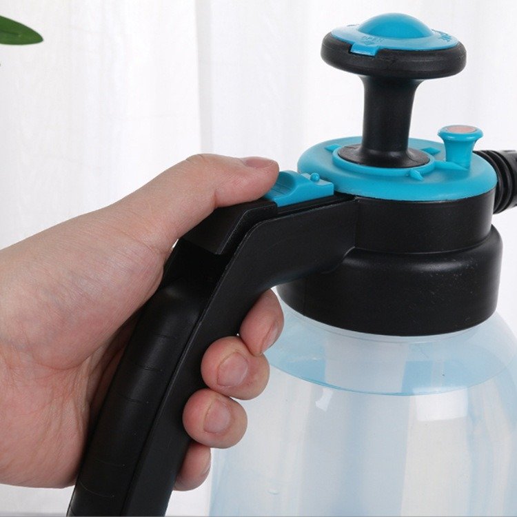 2L Cleaning Glass Special Spray Bottle Fan-shaped Acid And Alkali Foam Spray Bottle Gas Pressure Car Wash Foam Spray Bottle