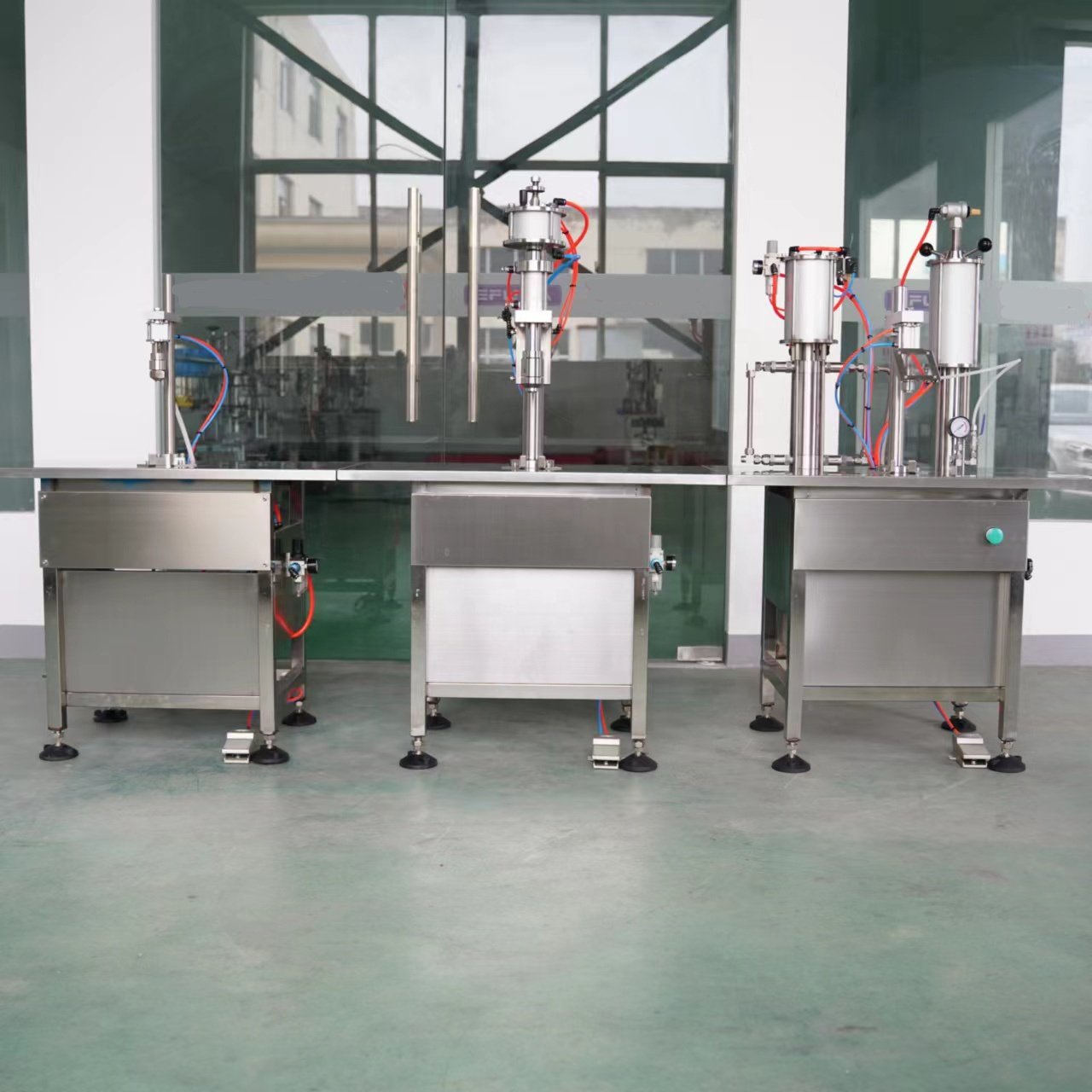 Semi automatic LPG butane gas filling machine for aerosol can