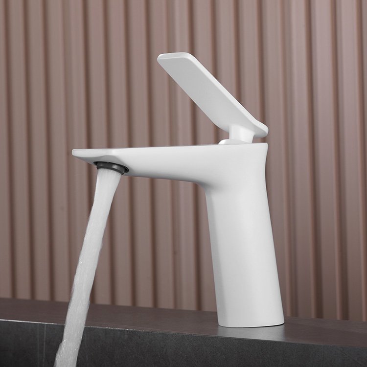 Kidolux Single Handle Lavatory Basin Vanity Sink Washbasin Faucet Deck Mounted Bathroom Modern Luxury Water Faucet For Hotel