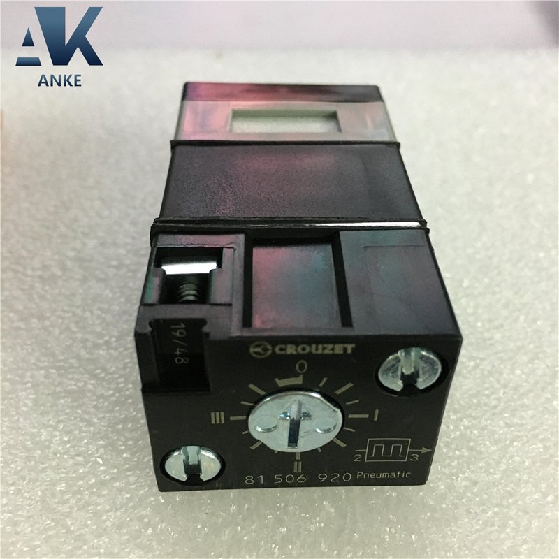 CROUZET 81506920 Controller ADJ FREQ GEN spray pneumatic frequency generator / pneumatic pulse valve