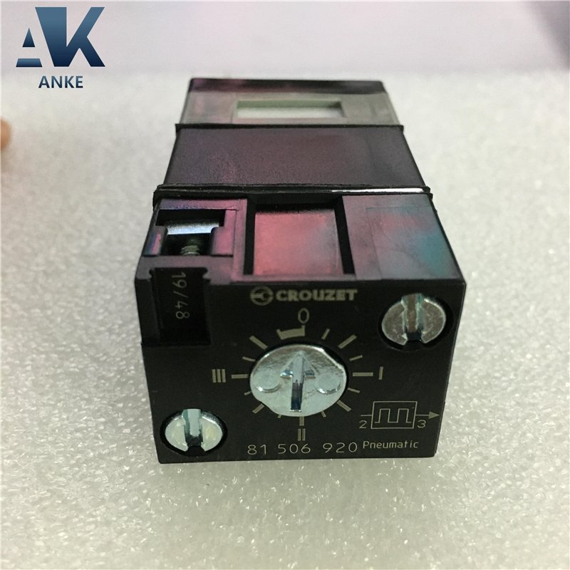 CROUZET 81506920 Controller ADJ FREQ GEN spray pneumatic frequency generator / pneumatic pulse valve