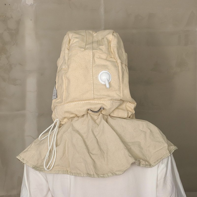 Flat glass type oxygen supply sandblasting safety protective helmet factory direct sales