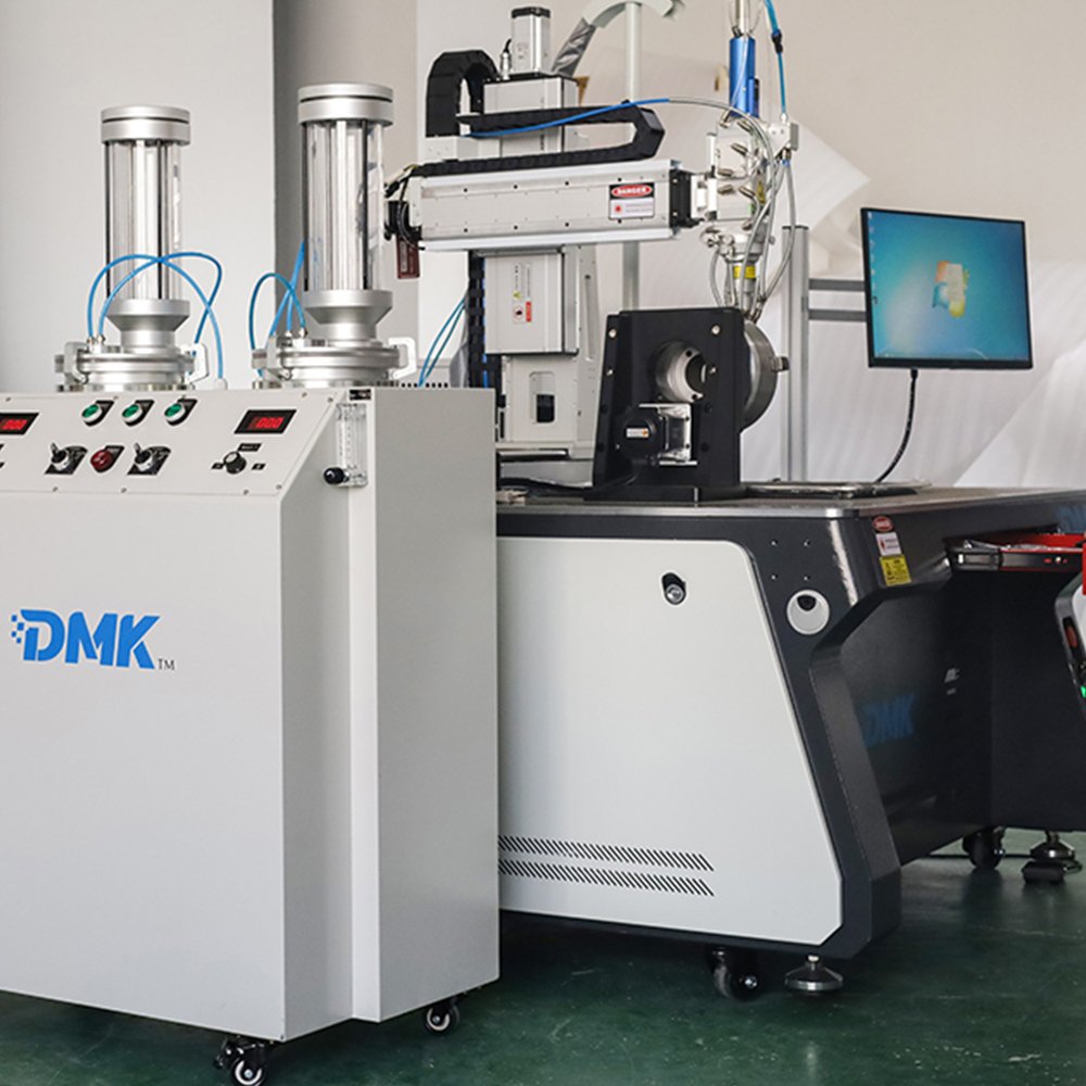 DMK 3kw fiber laser cladding machine double power feeding machine