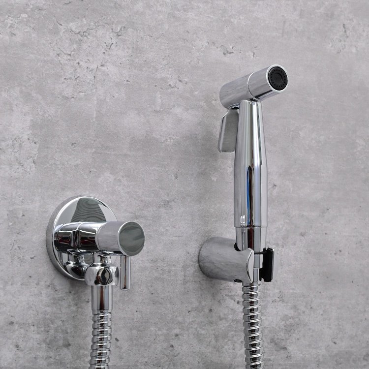 PINEBAY Quality Assurance Best Hand Held Wall Faucet Mounted Mixer Hot Cold Water Shattaf Toilet Bidet Sprayer Set With T valve
