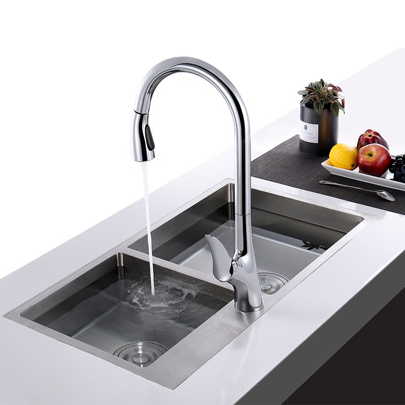 Modern Black Single-Handle Brass Kitchen Faucet with Pull-Down Sprayer Deck Mounted Ceramic Valve Core