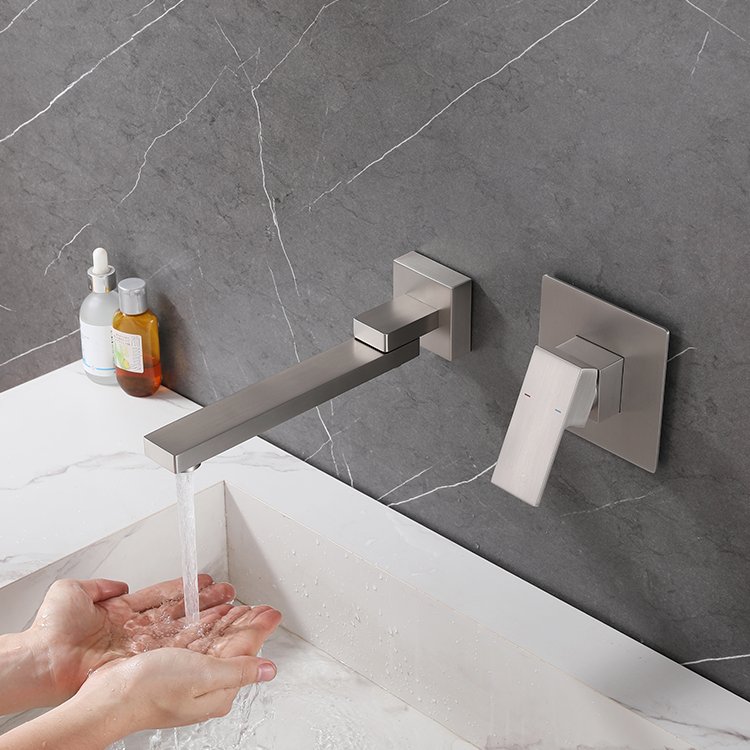 180 Degree Rotation Brass Faucet Single-Handle Wall Mount Bathroom Faucet Rain Spray Brushed Finish Ceramic Valve Core