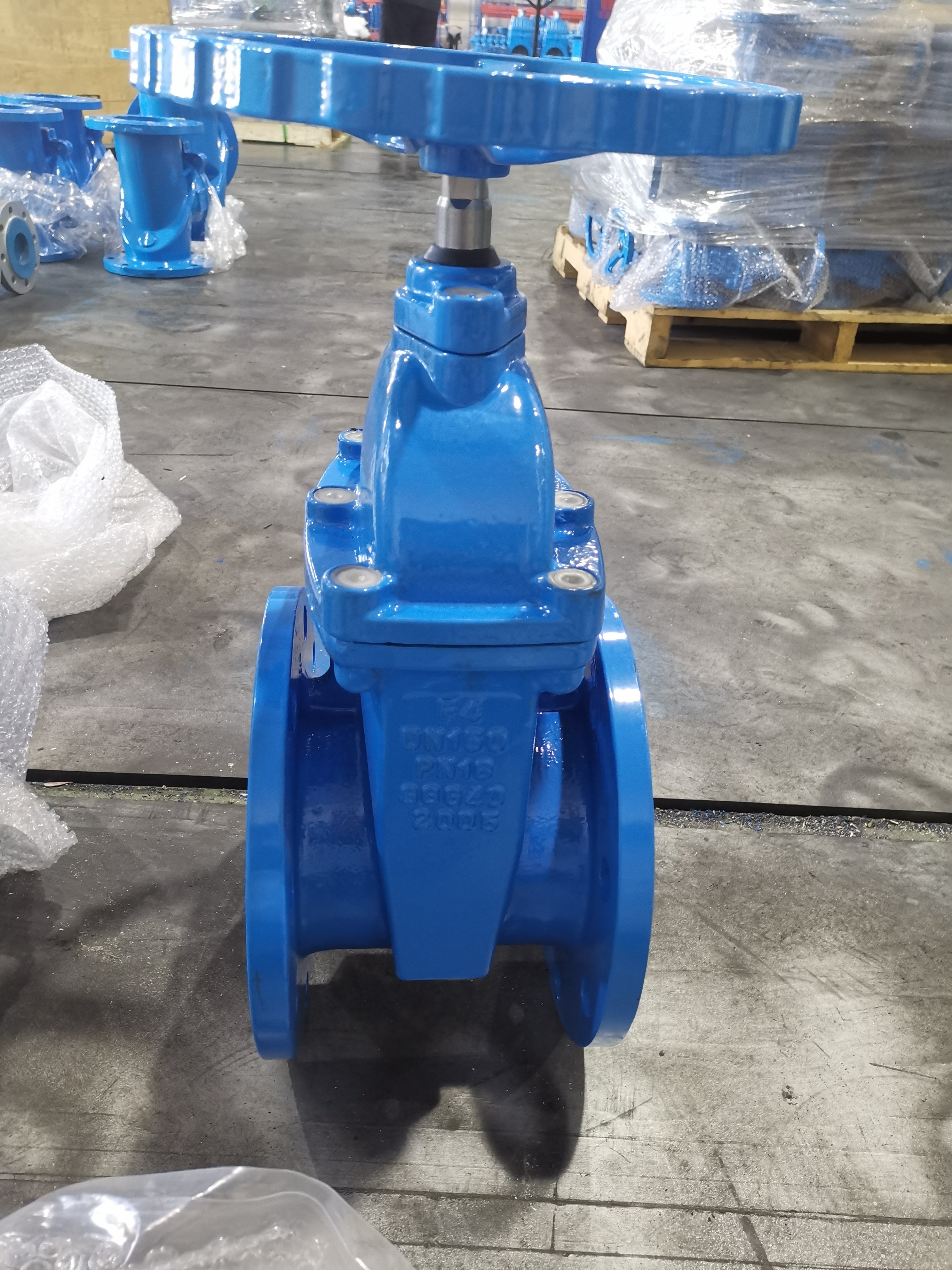 F4 Non-rising Stem Gate Valve DN150 Water Blue TWS Normal Temperature DI General Manual Knife Type Gate Valve Control Flow Water