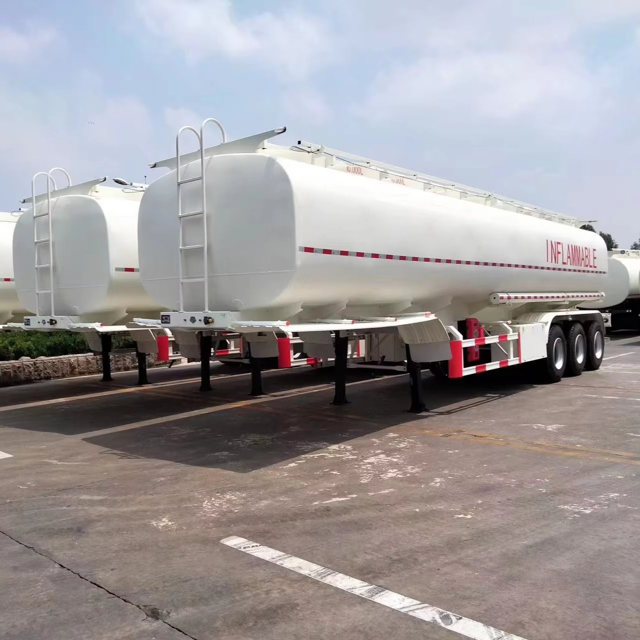 China manufacturer 3 4 Axles 40000 42000 50000 liters aluminum emergency valve liquid oil fuel tank semi trailer for sale price