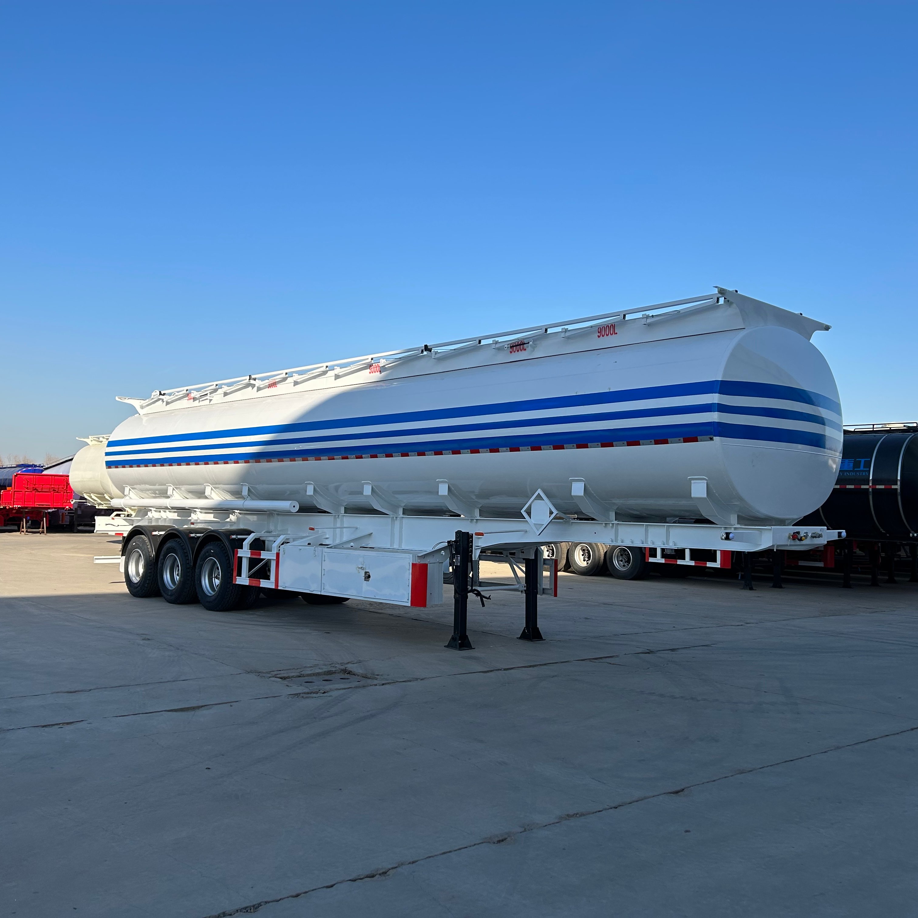 China manufacturer 3 4 Axles 40000 42000 50000 liters aluminum emergency valve liquid oil fuel tank semi trailer for sale price