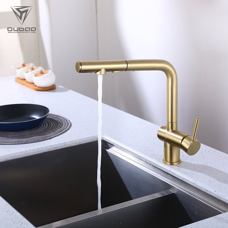 Contemporary Deck Mounted Ceramic Valve Core Single Hole Installation Pull-out Kitchen Faucet