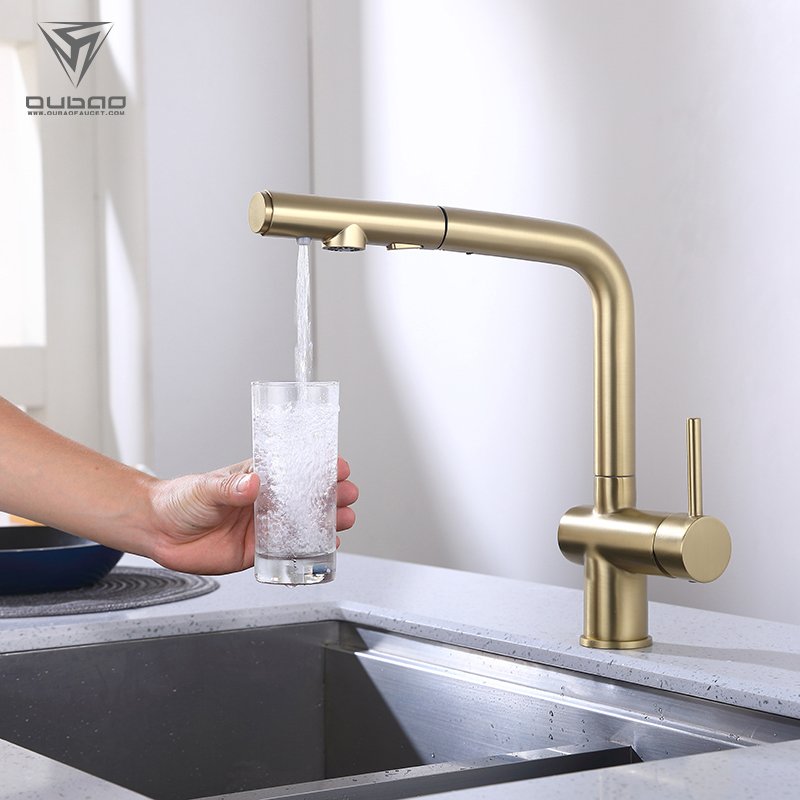 Contemporary Deck Mounted Ceramic Valve Core Single Hole Installation Pull-out Kitchen Faucet