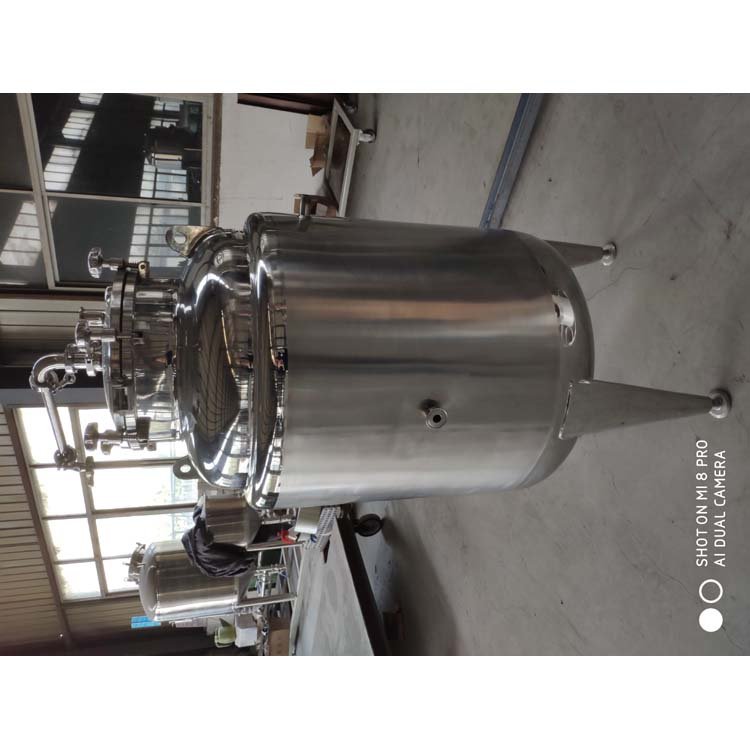 Stainless steel beer storage tank