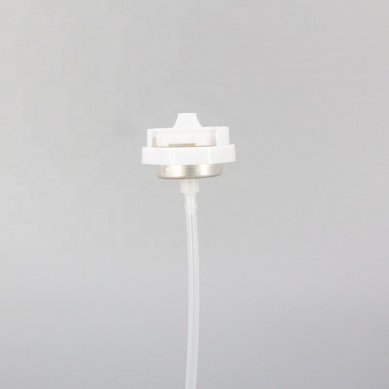Tire repair fluid nozzle aerosol can nozzles aerosol can cap aerosol spray valve actuator