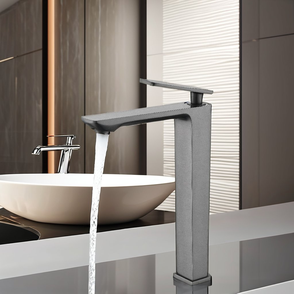 Wholesale Modern Single Lever Electric Basin Tap 1130g Stainless Steel Ceramic Valve Cupc Certified Kitchen Faucet Cheap Price