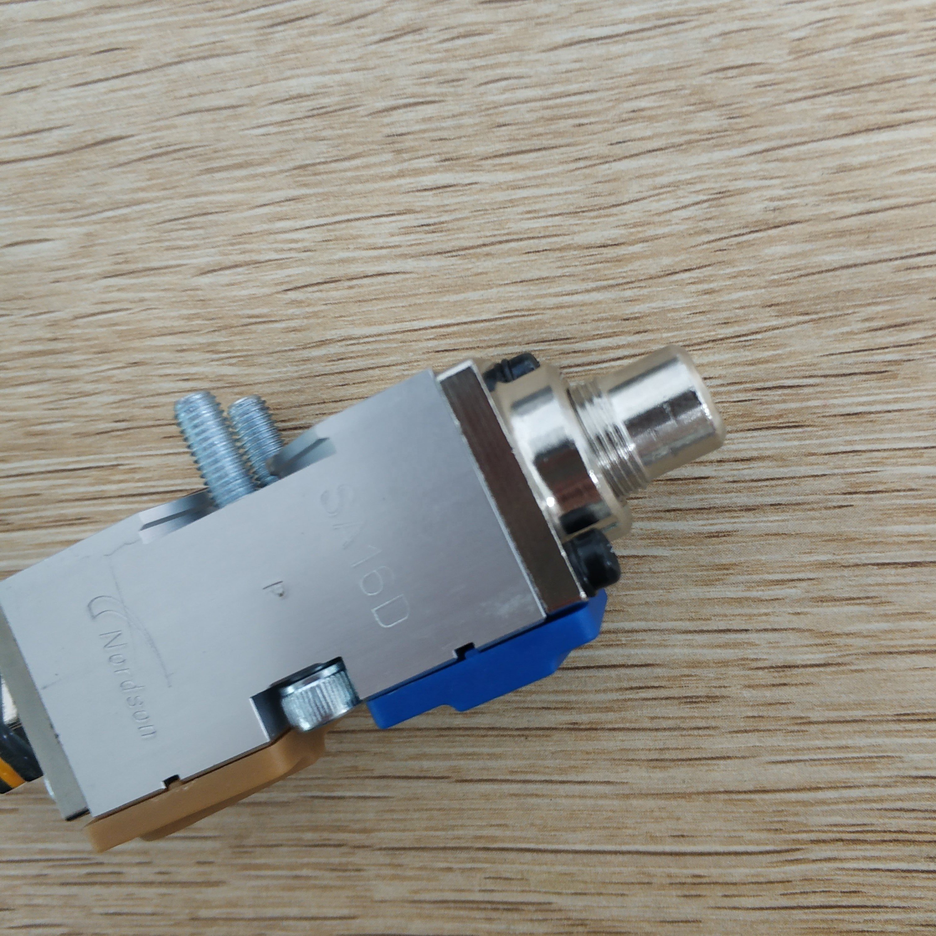 USA brand Nordson solid Blue A modules 1052936 surebead A gun module spray glue valve
