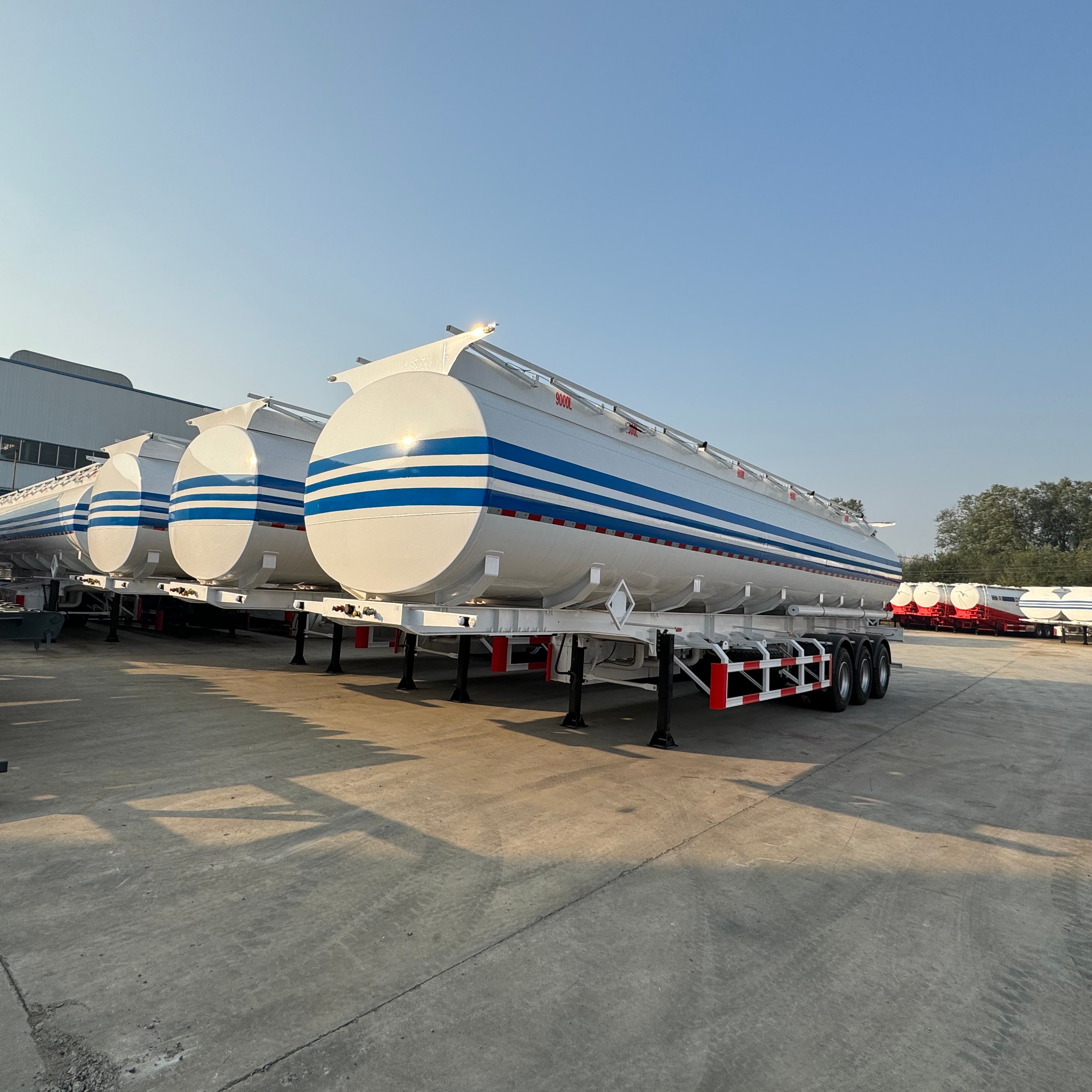 High quality new 3 axle 50000 liters carbon steel or aluminum alloy fuel oil tank semi trailer for sale