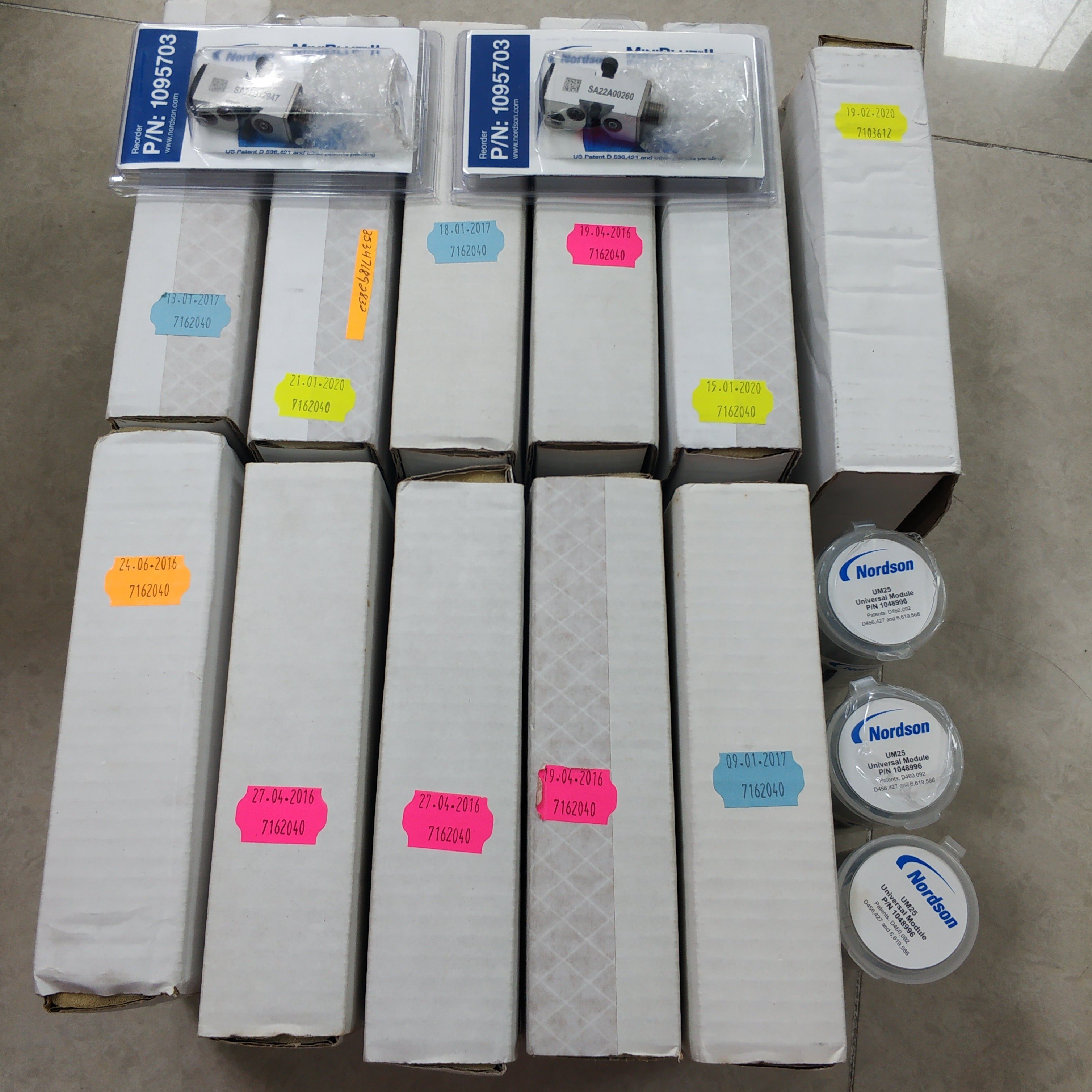 USA brand Nordson 1121803 USA brand Solid Blue Hot Melt Dispensing Guns 1121480 gun modules with nozzle kit