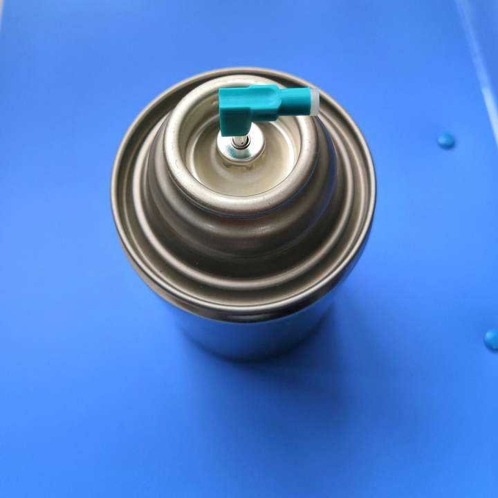 Aerosol spray metered valve with l type colorful actuator for air freshener desodorantes