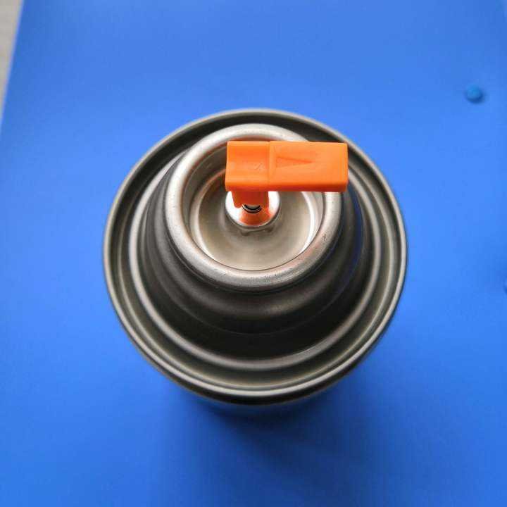 Aerosol spray metered valve with l type colorful actuator for air freshener desodorantes