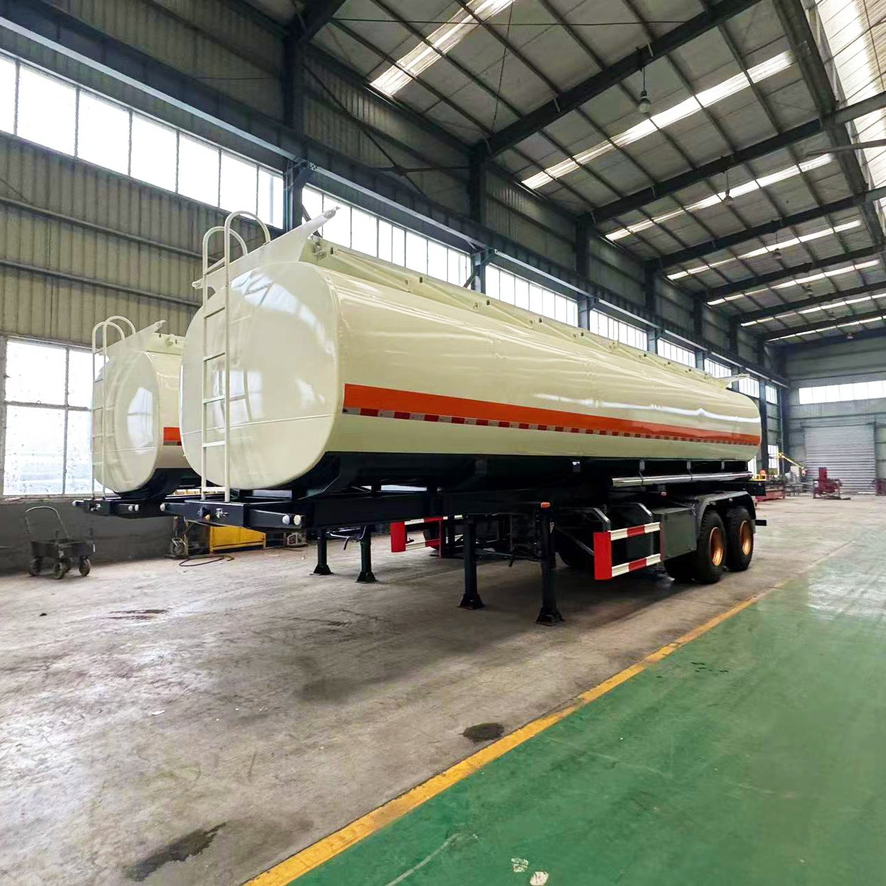 China new 2 axle 40000l 4 compartments aluminum liquid fuel oil gasoline carrier tank semi trailer for sale