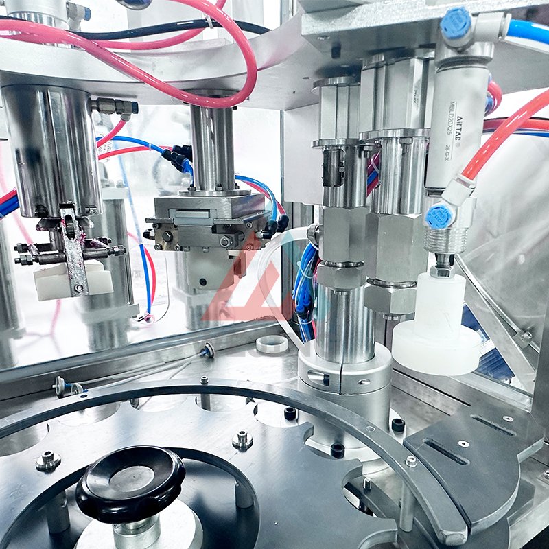 Fully automatic 4 in 1 aerosol filling machine with insert valve system