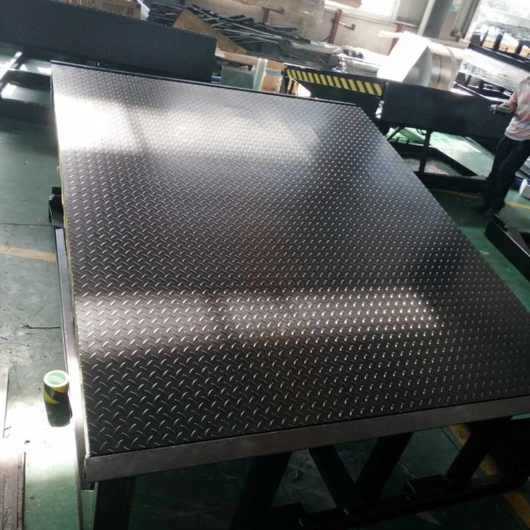 Factory Wholesale Forklift Hydraulic Platform 6-20T Electric Fixed Dock Leveller Ramp For Truck