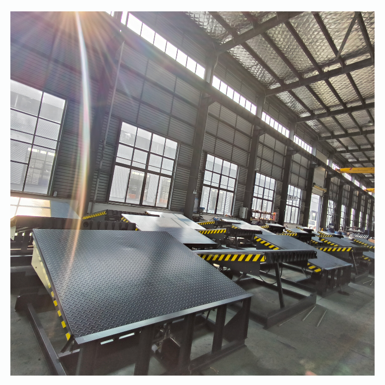 6-20Ton Hydraulic Power Dock Leveler Automatic Loading Dock Ramp For Truck Lifting Equipment In Warehouse