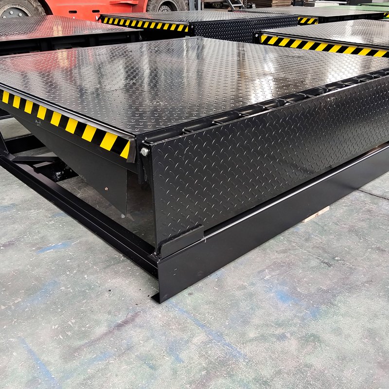 6-20Ton Hydraulic Dock Leveler Warehouse Yard Dock Ramp Dock Leveler For Truck Container