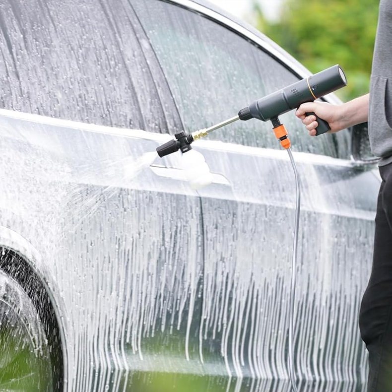 Portable High Pressure Car Washer Gun For Washing Cars Multifunctional Vacuum Cleaner Tyre Inflator Car Emergency Kit