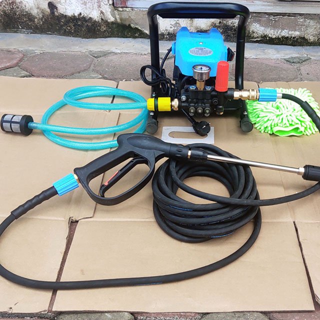 New material producer in Vietnam good for user car washer high-pressure with water gun power 2000-2300w for cleaning car