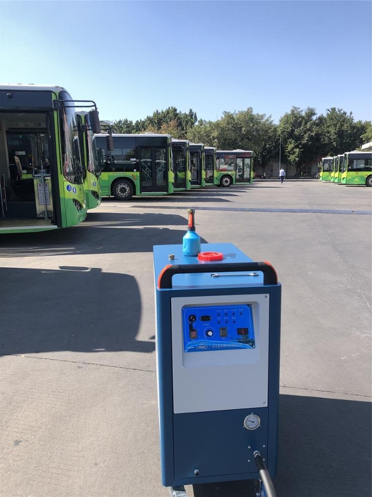 Mobile steam car washer, dedicated to car shops, suitable for door-to-door service