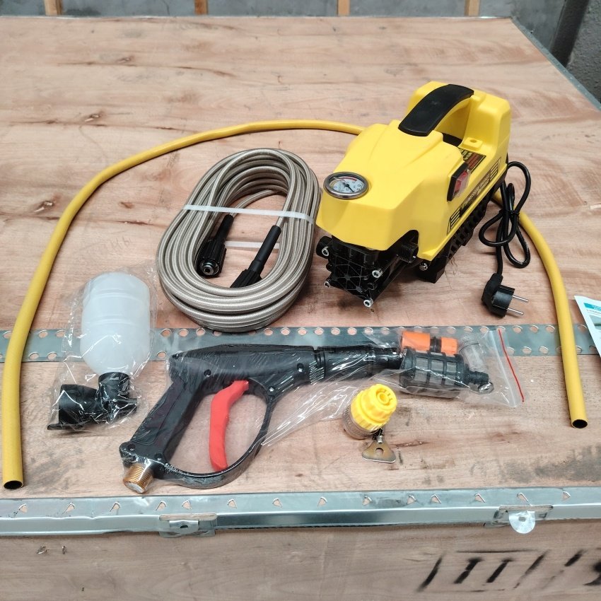 Car washing pump gun electric mini portable automatic machine high pressure car washer